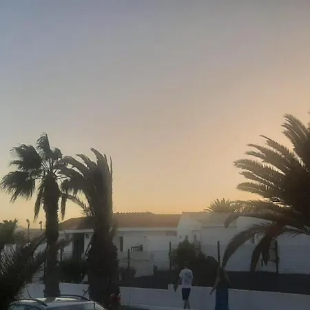 Apartment- Sleeps4- Pool- Garden Apartman Caleta De Fuste